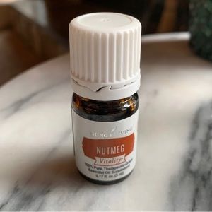 Young Living Nutmeg Essential Oil